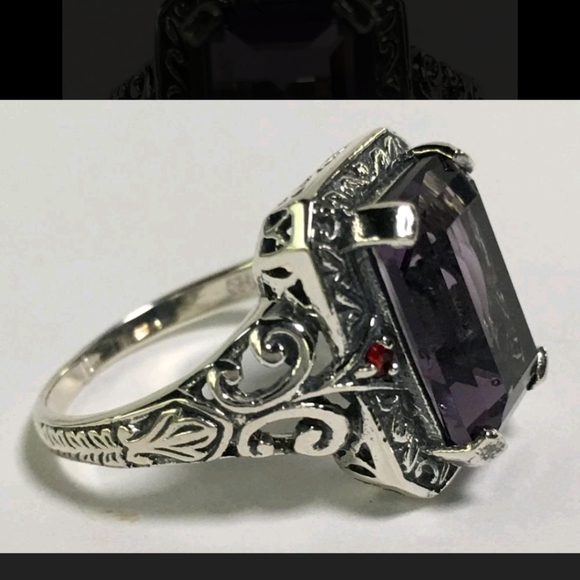 Art Deco Sterling Silver and Amethyst Ring - Picture 5 of 5